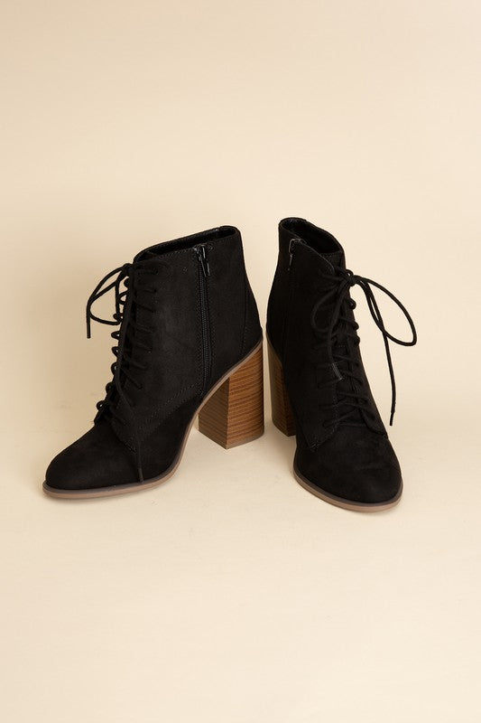 Bailey Lace Up Ankle Boots Shoes RYSE Clothing Co. Black 5.5 