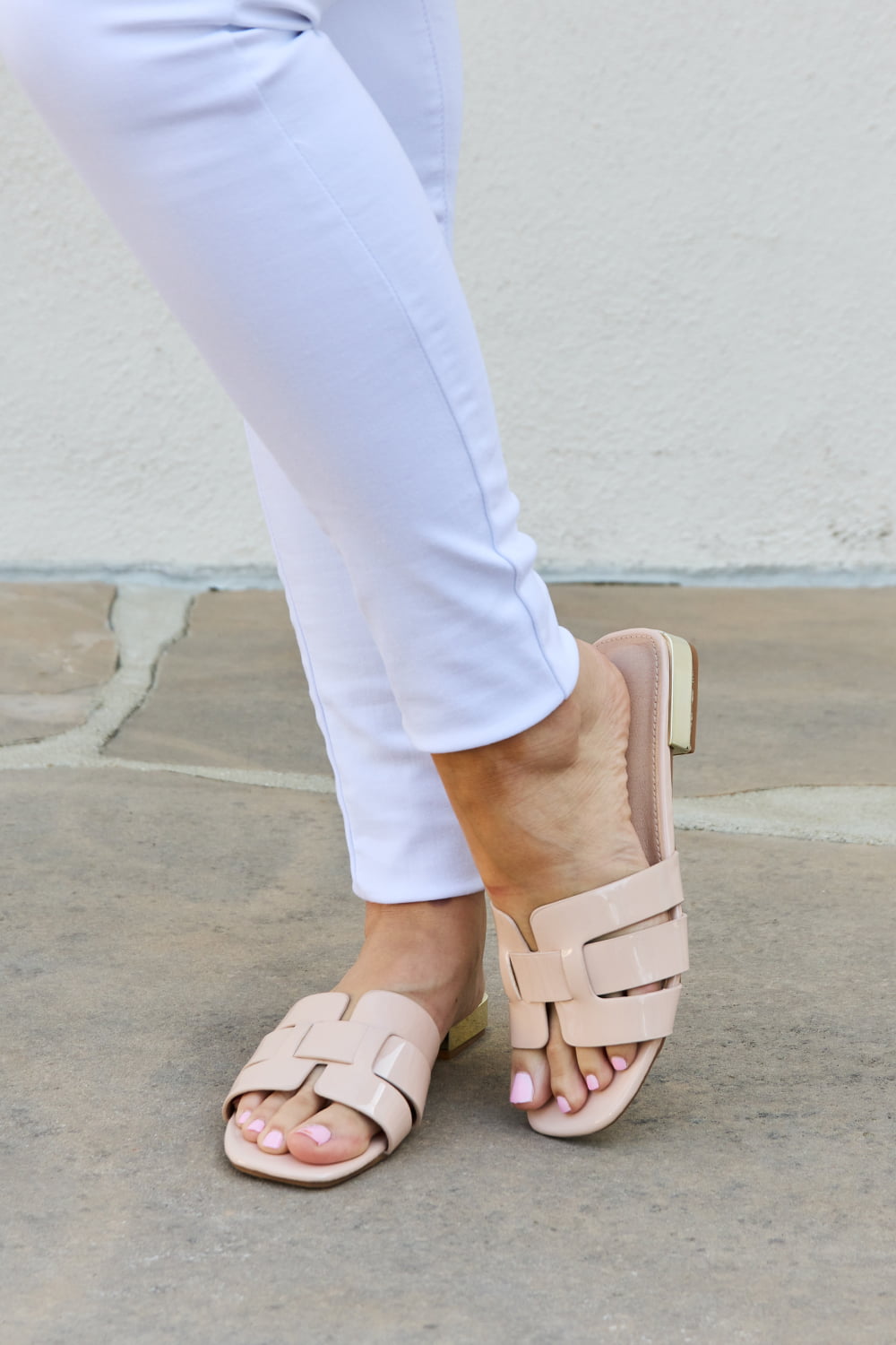 Everyday Sandals in Cream Shoes RYSE Clothing Co. Cream 6.5 