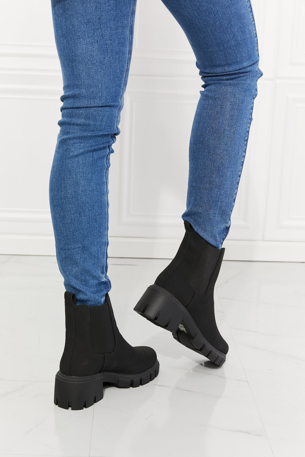 Matte Lug Sole Chelsea Boots in Black Shoes RYSE Clothing Co.   